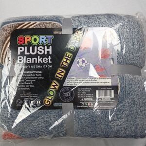 #4002 Sports Plush Glow-in-the-Dark Blanket